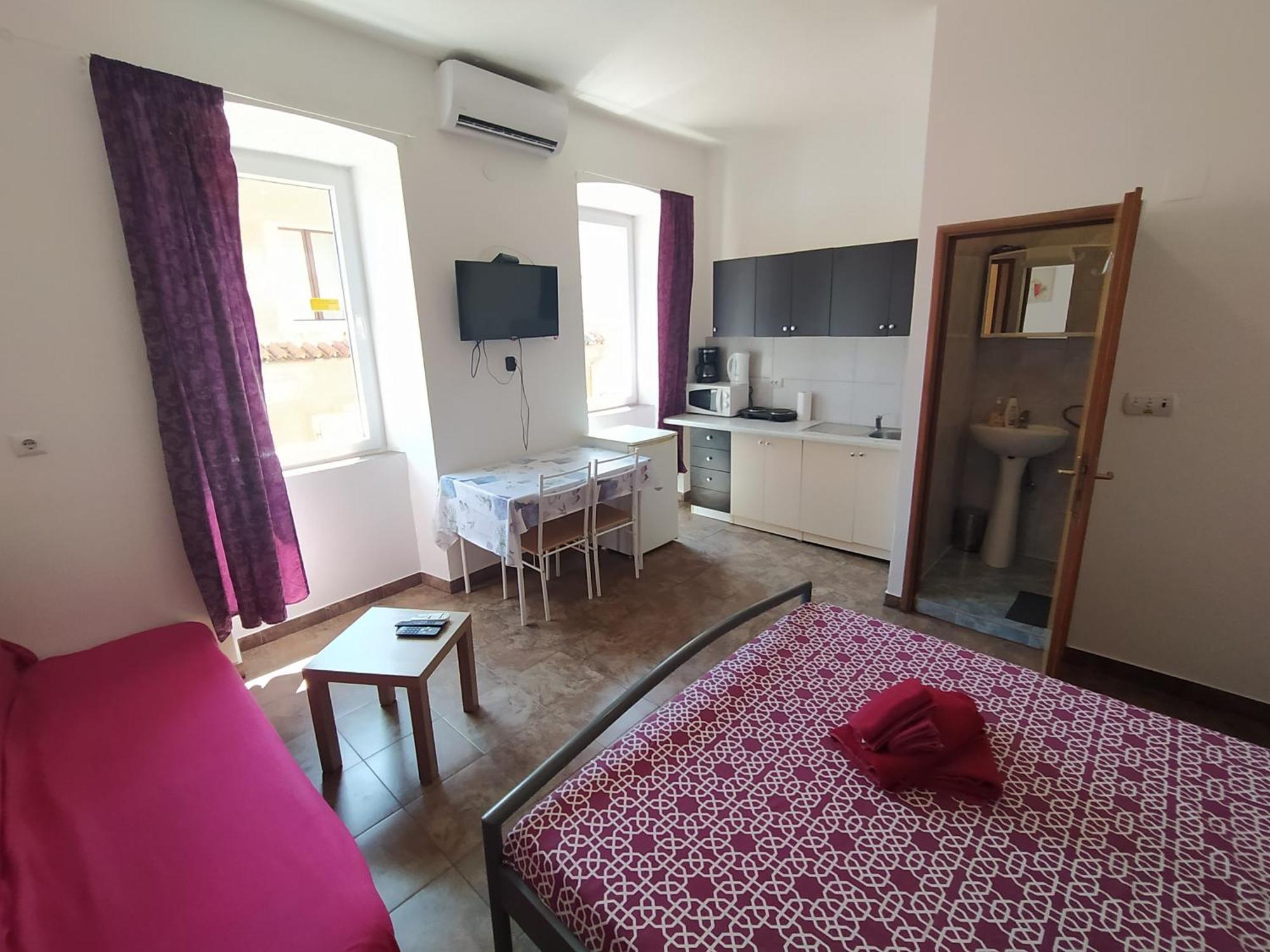 بولا Dejan Apartment 2-Top Centar-Old Town Studio الغرفة الصورة